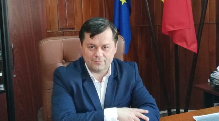 Reacția lui Romanescu după ce a primit 1000 de lei de la Ministerul Culturii pentru Brâncuși!