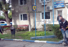 Mătăsari: Reținuți pentru că au dat foc unei mașini