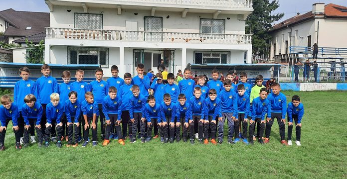Secția de fotbal va avea zece grupe