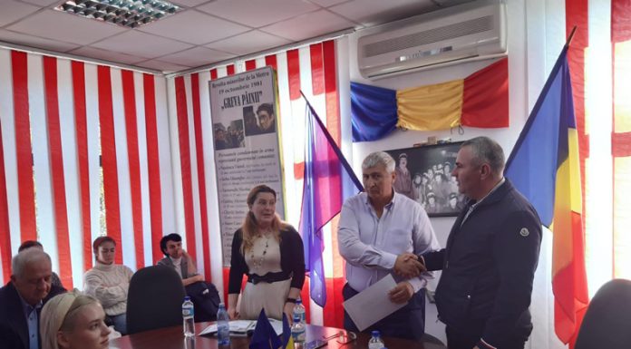 41 de ani de la Revolta Minerilor din Motru, sărbătoriți de autoritatea municipală! Secretar de stat, prezent la eveniment