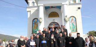 Mitropolitul Olteniei a resfinţit Biserica din Parohia Gornăcel, comuna Schela, Gorj (II) – ,,Mântuitorul Iisus Hristos este Dumnezeul milei şi al iubirii de oameni! El este prezent lângă suferinţa noastră”!