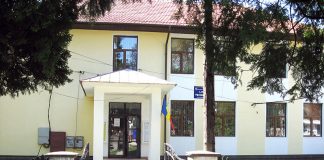 Roboți de dezinfecție în școlile din Baia de Fier