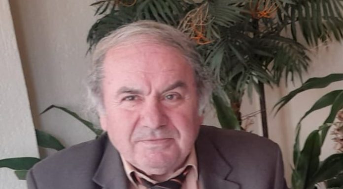 BUNUL DUMNEZEU, să-l păstreze pe Domnul Constantin Avram în Raiul Ceresc, ,,Dă, Doamne, sufletului robului Tău Avram Constantin, loc binecuvântat şi îl așează în cortul drepților și sfinților care din veac au plăcut Ție”!