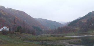 ÎN UMBRA PIETREI CLOŞANILOR