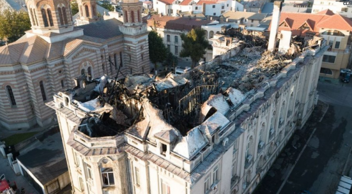 Pagube mari după incendiul de la Arhiepiscopia Tomisului