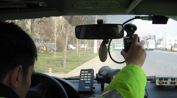 Cazier curat pentru un șofer prins la volanul unei mașini radiate de cinci ani