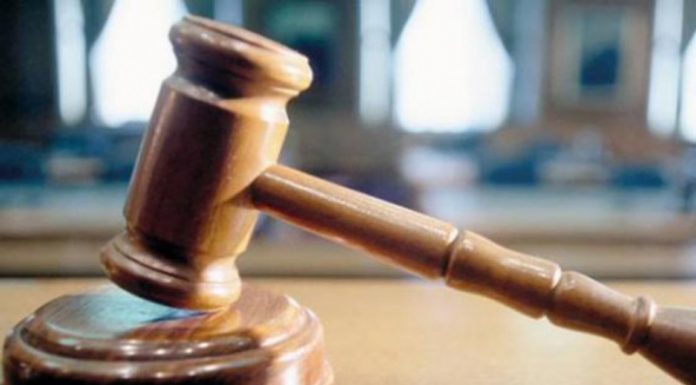 „Piromanii” din Mătăsari rămân în arest la domiciliu