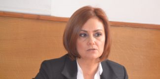 Educaţia…şi Lecţia curajului! – Judecătoarea Adriana Stoicescu – despre prostocraţia care îngroapă România! – „Mi-e tot mai greu să înțeleg lumea în care trăiesc și pun asta pe seama faptului că azi cartea a devenit un moft penibil și demn de dispreț”!