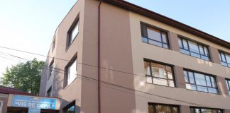 Posturi de îngrijitor și spălătoreasă, la două grădinițe din Târgu-Jiu