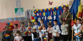 1 decembrie, sărbătorit luni la școala din Bălcești, comuna Bengești-Ciocadia