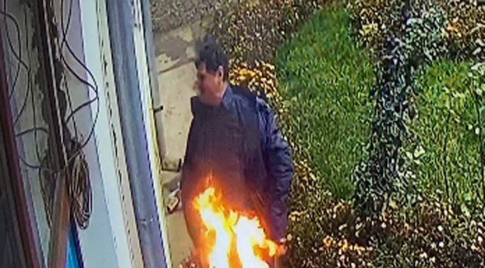 Și-a dat foc în fața Primăriei Peștișani! A plecat de acasă făcându-și cruce!