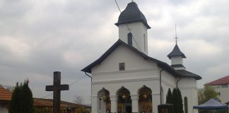 Mitropolitul Olteniei a resfinţit Biserica din Parohia Turcenii de Sus, Gorj(I) – ,,De fiecare dată când sfinţim câte o biserică, tresăltăm de bucurie pentru că avem în faţa noastră lucrările care s-au efectuat şi slujba care s-a săvârşit cu această ocazie”!