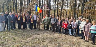 Moșii de toamnă, un prilej pentru comemorarea eroilor neamului în comuna Dănești, Gorj