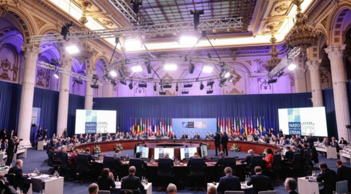 Liderii NATO, angajamente luate la București – Declarație comună