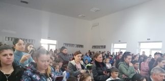 Trăiască România Dodoloață – concurs de recitare poezii și interpretare cântece patriotice – Scoarța 26 noiembrie 2022