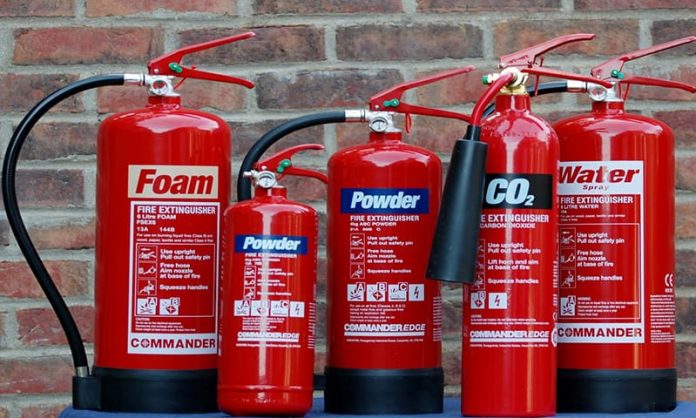 stingatoare-extinctoare-incendiu