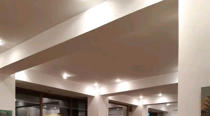 Vernisajul expoziției CADOUL a membrilor UAP Târgu-Jiu