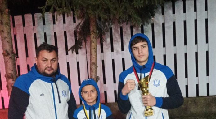 Pugiliștii de la CSM Târgu Jiu, prestație bună la Arad