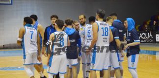 Echipa de baschet ar putea avea alt antrenor