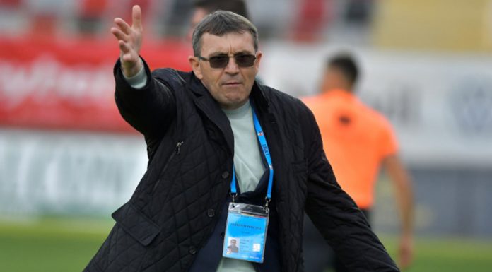 Neagoe, principal în Bănie. Ce șanse are antrenorul la Universitatea