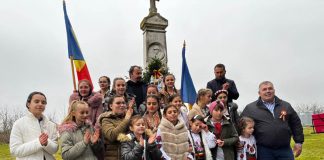 1 Decembrie: Fasole cu cârnați și varză, turtă și vin fier pentru cetățenii din Drăguțești