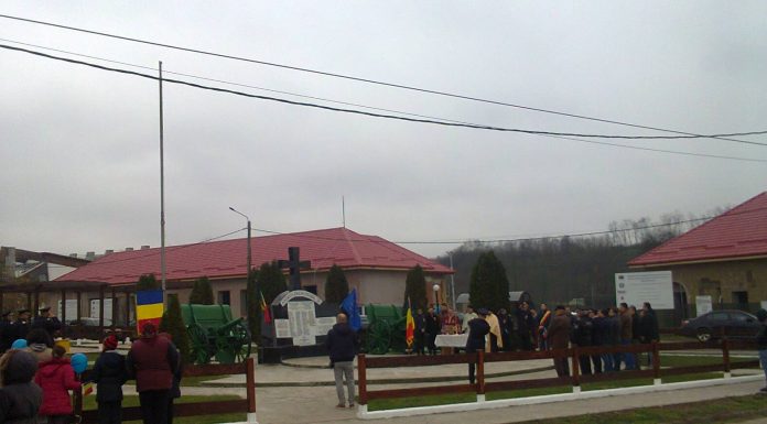Ziua Naţională a României a fost sărbătorită la Turceni, la Monumentul Eroilor, de la Strâmba-Jiu! – ,,1 Decembrie este sărbătoarea naţională a unui popor care în urmă cu 104 ani dovedea că prin unitate, îşi poate împlini aspiraţiile pe bazele unui stat unitar şi modern”!
