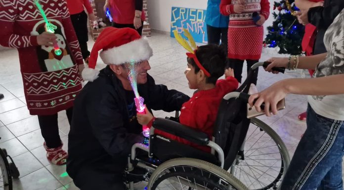 Serbări și multe surprize pentru copiii cu dizabilități