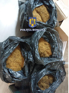 Șase persoane reținute, în cazul comercializării tutunului neaccizat
