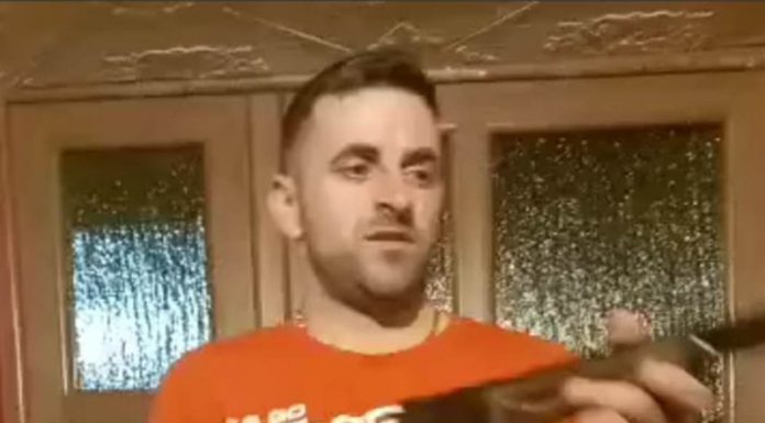 VIDEO: Verii pistolari din Bustuchin nu se dezmint! Polițiștii i-au pus cătușele și celui de-al treilea