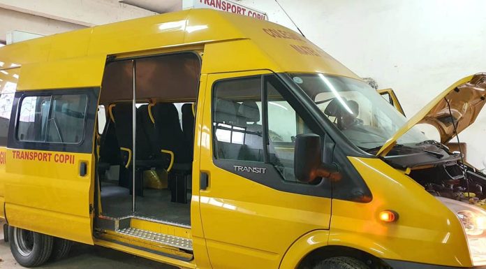 Microbuzul școlar din Vladimir, pe butuci! – Autoritatea locală a apelat la un privat neautorizat pentru transportarea elevilor la școală