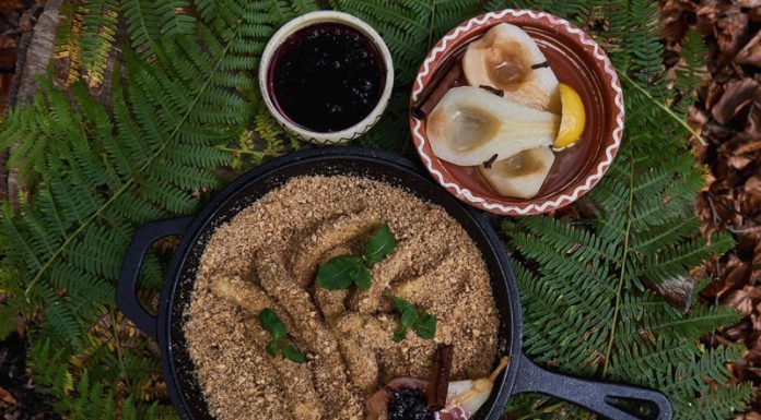 VIDEO: Rețeta săptămânii – Bucătăria lui Fabi: ,,Schupfnudeln”: Tăieței din cartofi în pesmet, cu nuci și pere poșate!