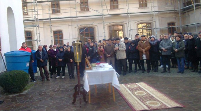 Mănăstirea Tismana a sărbătorit cu mare cinste cel de-al doilea hram al sfintei lavre (II) – ,,Sf. Nicodim îşi arată prezenţa sa aici, pentru că Dumnezeu i-a dat acest har al continuităţii, unde El este Atotputernic şi Atotbiruitor asupra relelor din lume”!