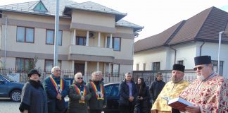 Resfințirea Troiței Eroilor Români din fața Bisericii ,,Sfinții Apostoli Petru și Pavel” din Târgu-Jiu