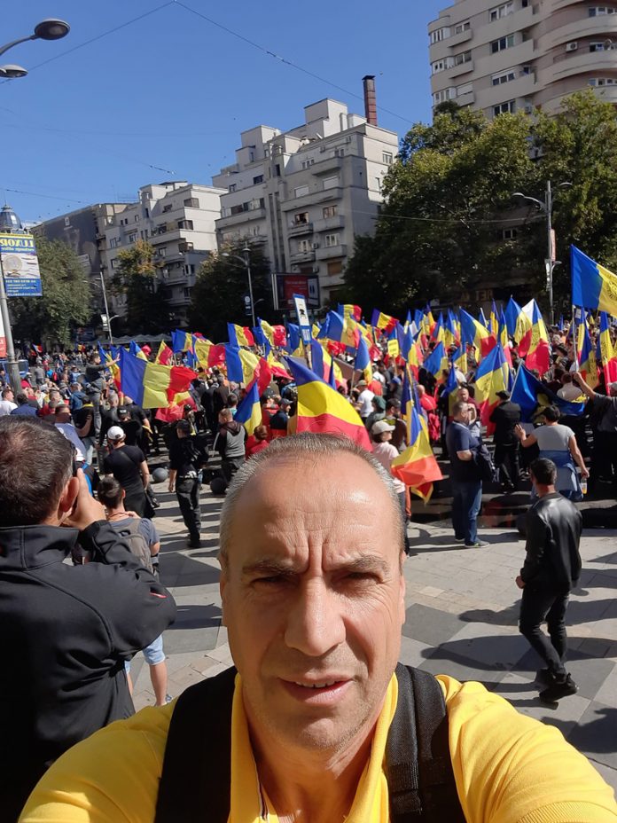 Un fost comisar șef controversat din poliția gorjeană, activist fervent al AUR!