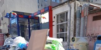 Polaris a lăsat tone de gunoi pe străzi. Garda de Mediu, nicio reacție