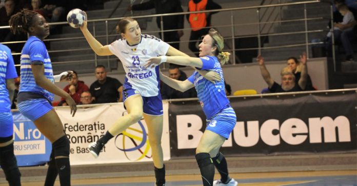 Două meciuri importante pentru handbalistele de la CSM