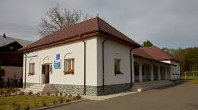 Astăzi: Manifestare cultural-educativă la Căminul cultural Brădiceni (Peştişani)