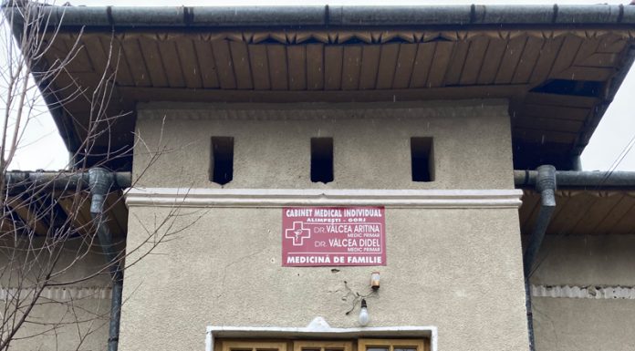 Cabinete medicale într-un centru de informare turistică