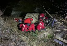 Cheile Sohodolului: Un bărbat a fost salvat după ce a căzut într-o râpă de 8 metri