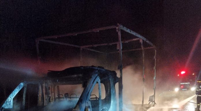 Sadu: O mașină a fost făcută scrum