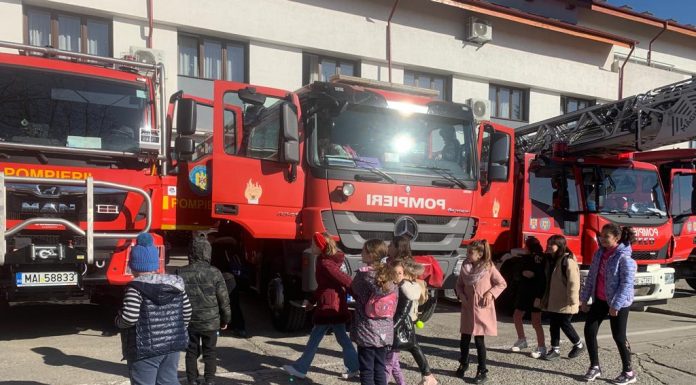 VIDEO| Târgu Jiu: ”Școala Altfel”, la ISU Gorj!