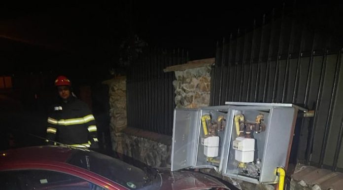 Ursați: A intrat cu mașina în țeava de gaze