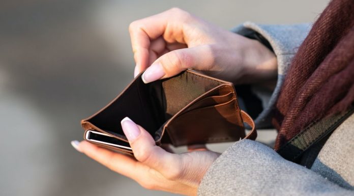 2023: Urmează concedieri. Peste 6.000 de firme, în situație dificilă