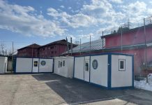 Sinistrații din Aninoasa, încep să se mute la containere!