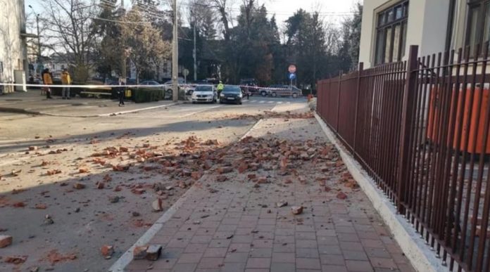 Peste 130 de dosare de daună deschise în urma cutremurelor din Gorj