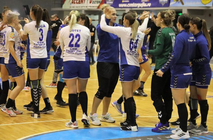 Handbalistele de la CSM, convinse că pot obține un nou succes: ,,Nu contează numele adversarului când jucăm acasă”