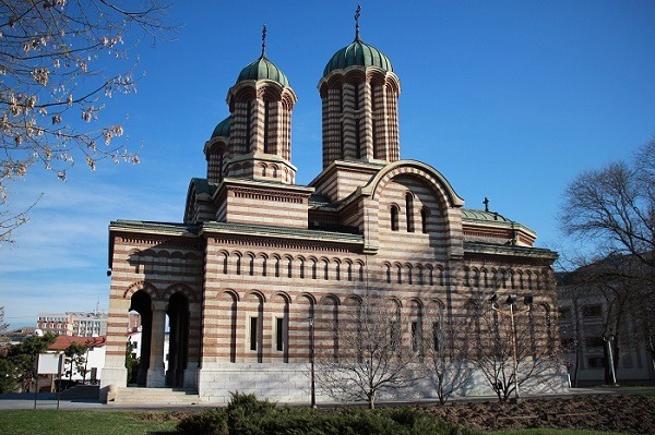 Campanie de sprijinire a bisericilor din județul Gorj afectate de cutremure