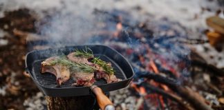 VIDEO: Rețeta săptămânii – Bucătăria lui Fabi: Cotlete de oaie cu varză de Bruxelles!