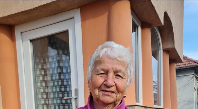 1.000 de lalele și garoafe și tot atâtea ciocolate, oferite de primarul de Motru doamnelor și domnișoarelor din localitate