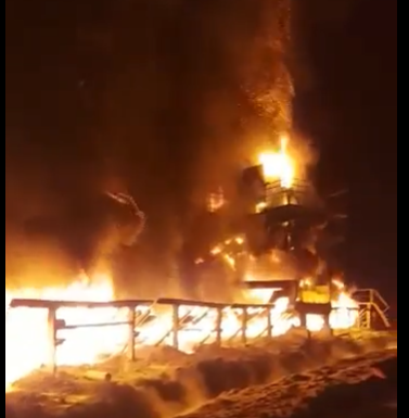 Incendiu într-o carieră minieră. Au ars 100 de metri de bandă transportoare